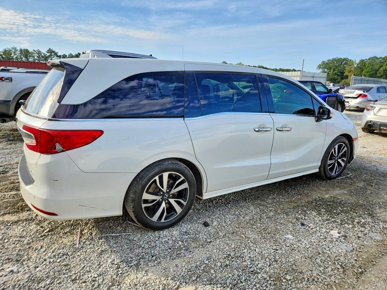 2020 HONDA ODYSSEY ELITE — Фото 3 из 13