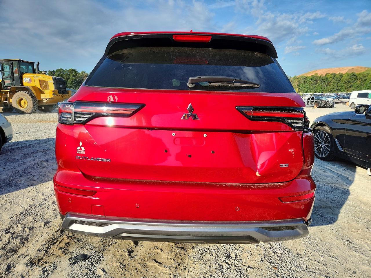 2025 MITSUBISHI OUTLANDER SE — Фото 6 из 13