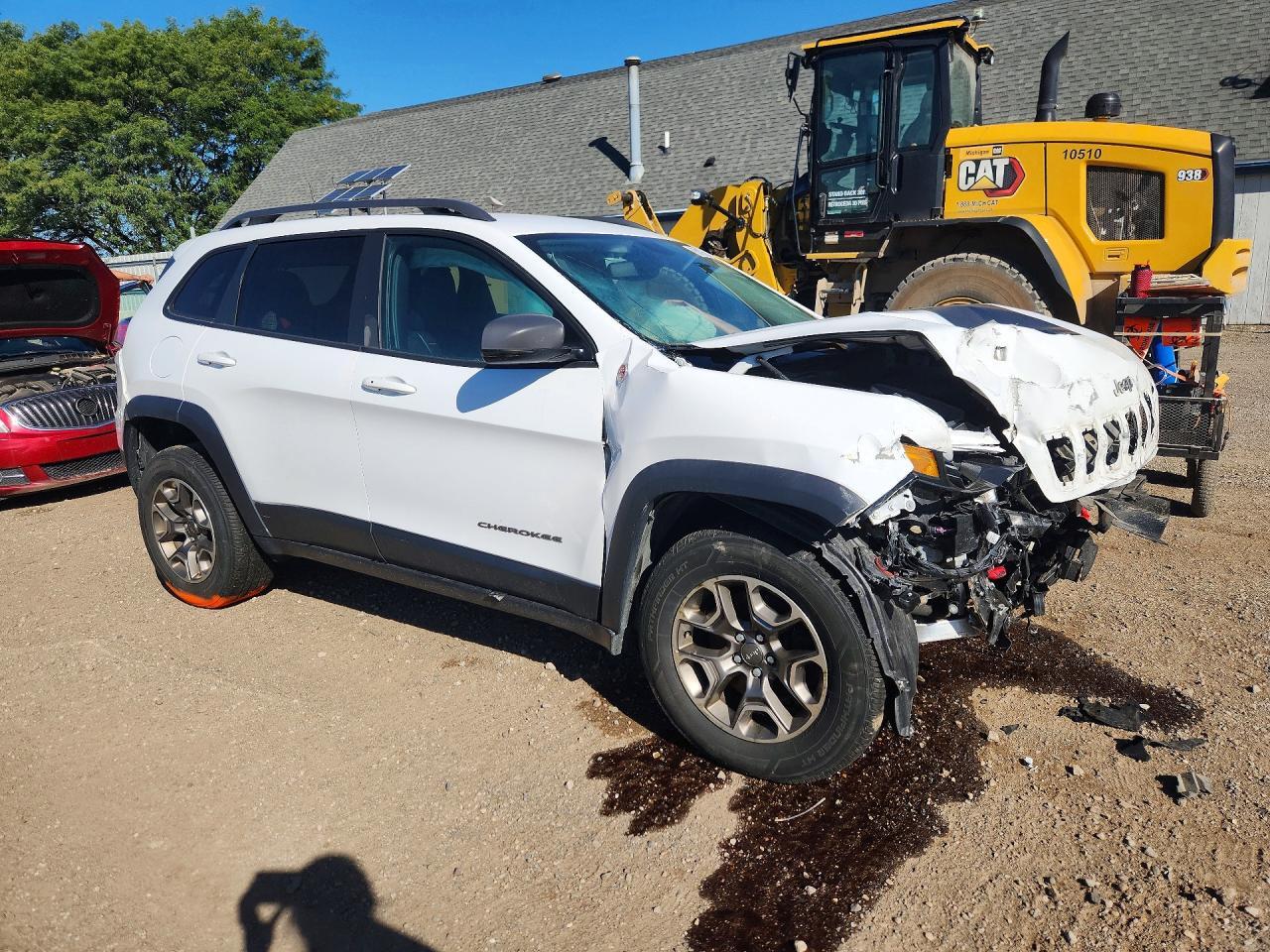 2020 JEEP CHEROKEE TRAILHAWK — Фото 4 из 13