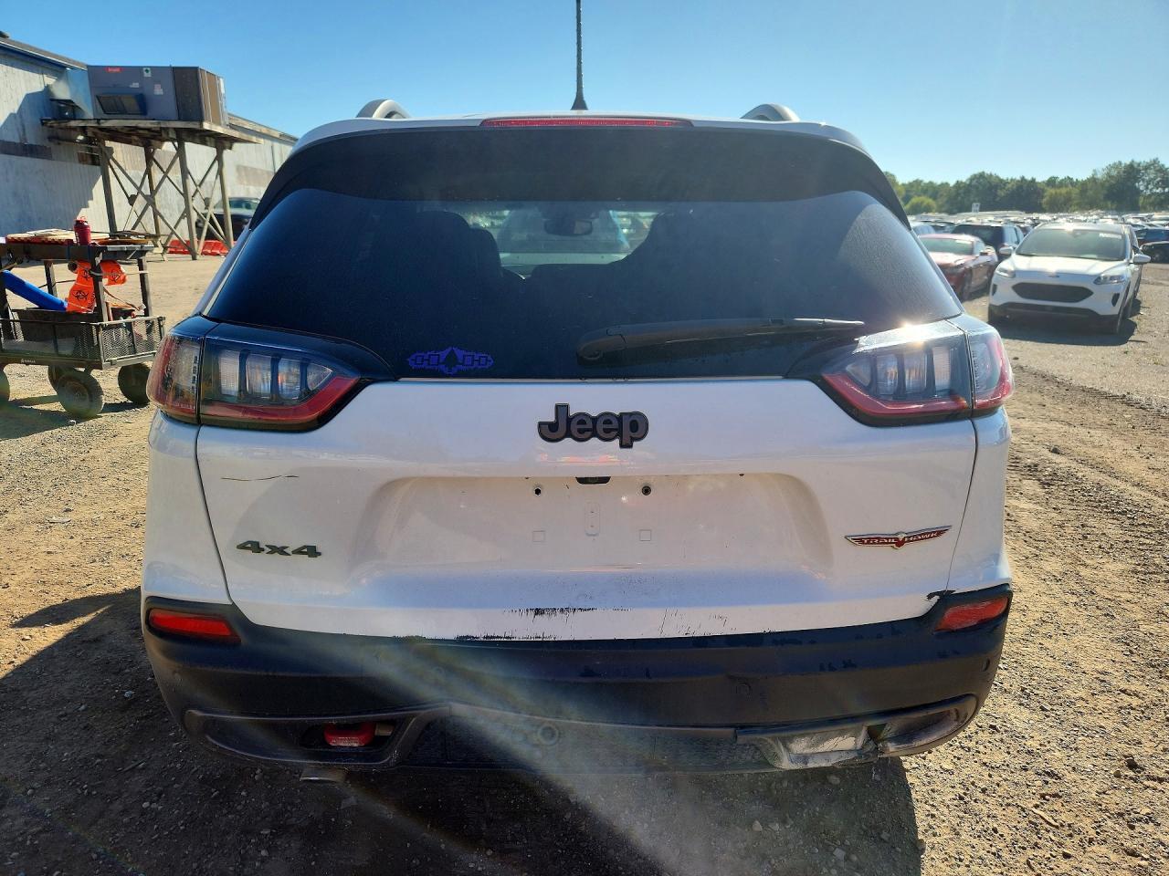 2020 JEEP CHEROKEE TRAILHAWK — Фото 6 из 13