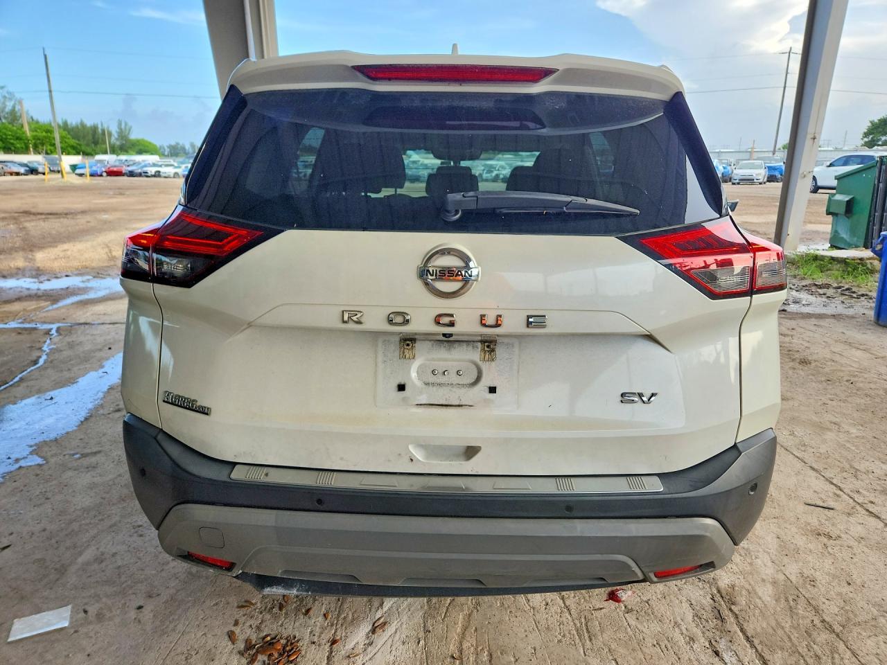 2021 NISSAN ROGUE SV — Фото 6 из 14