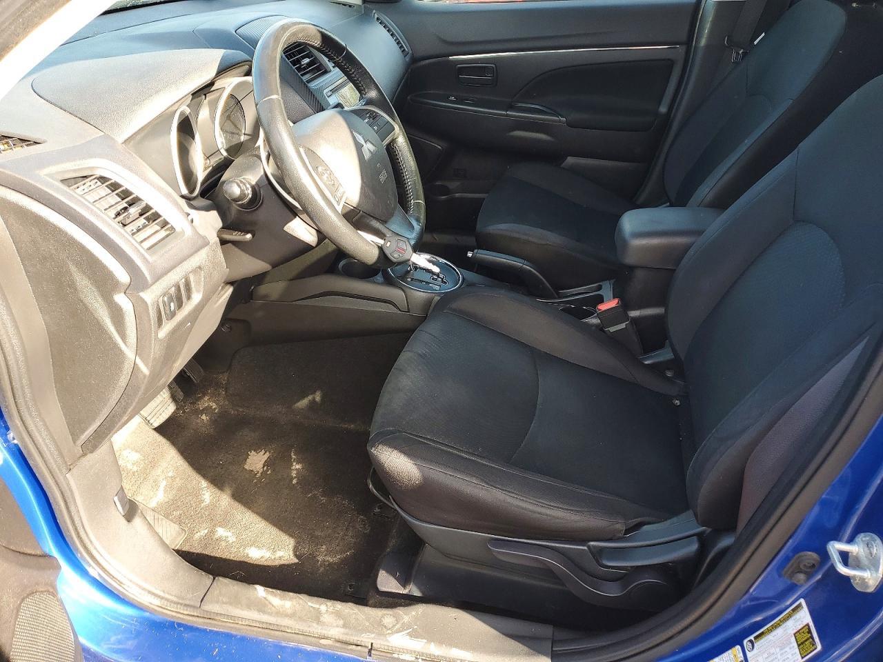 2015 MITSUBISHI OUTLANDER SPORT ES — Фото 7 из 13