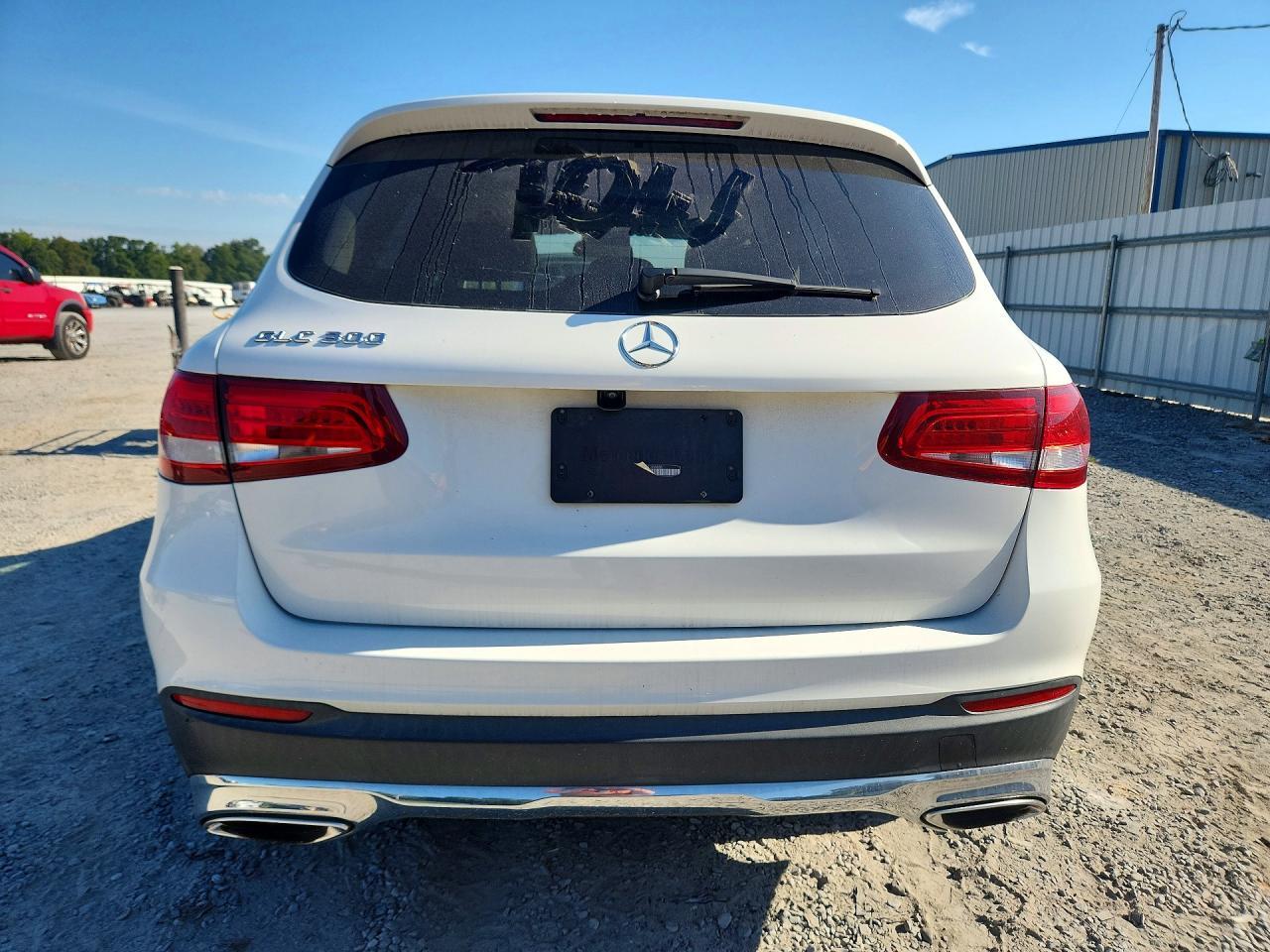 2017 MERCEDES-BENZ GLC 300 — Фото 6 из 13