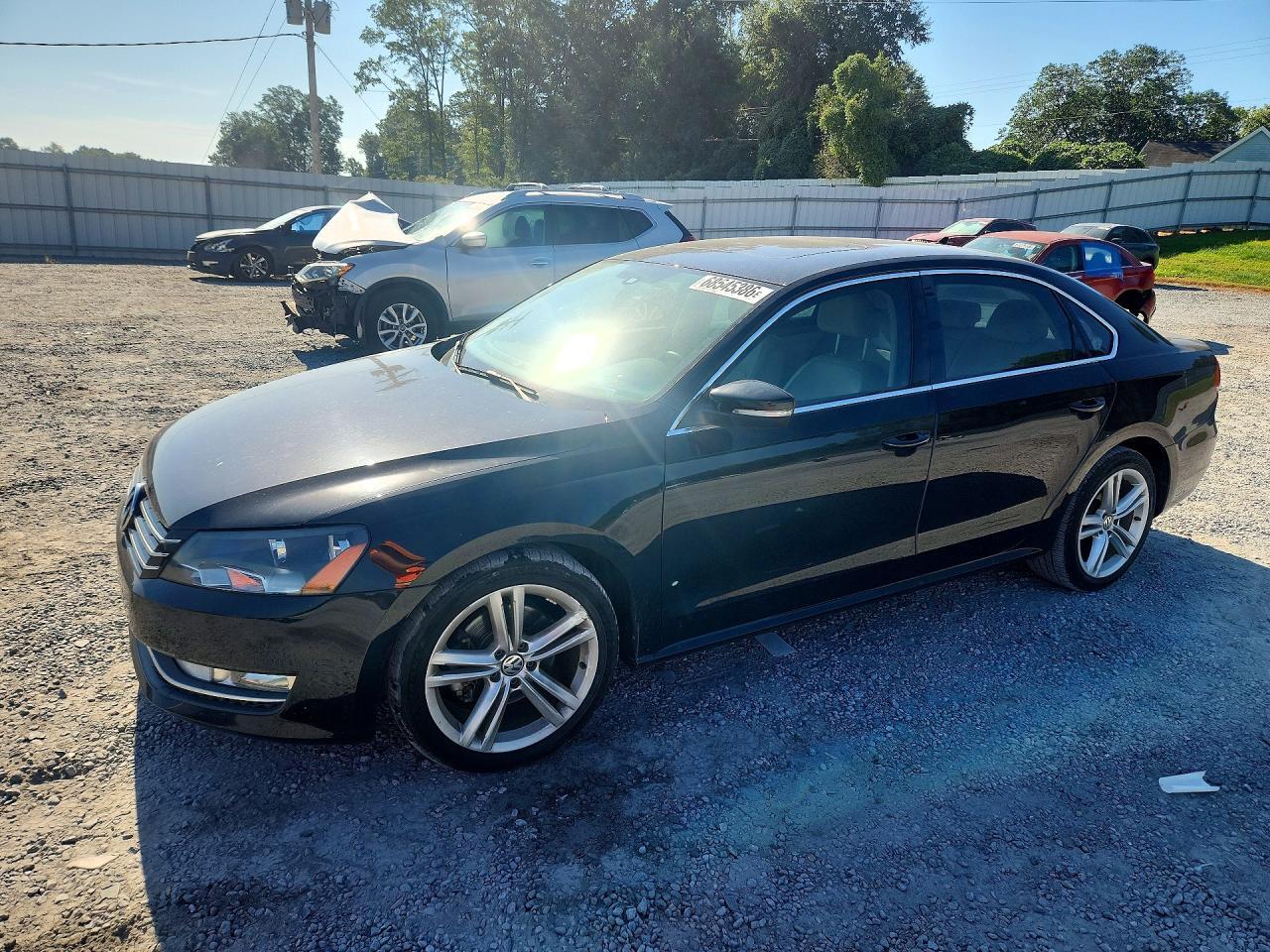 2014 VOLKSWAGEN PASSAT SE