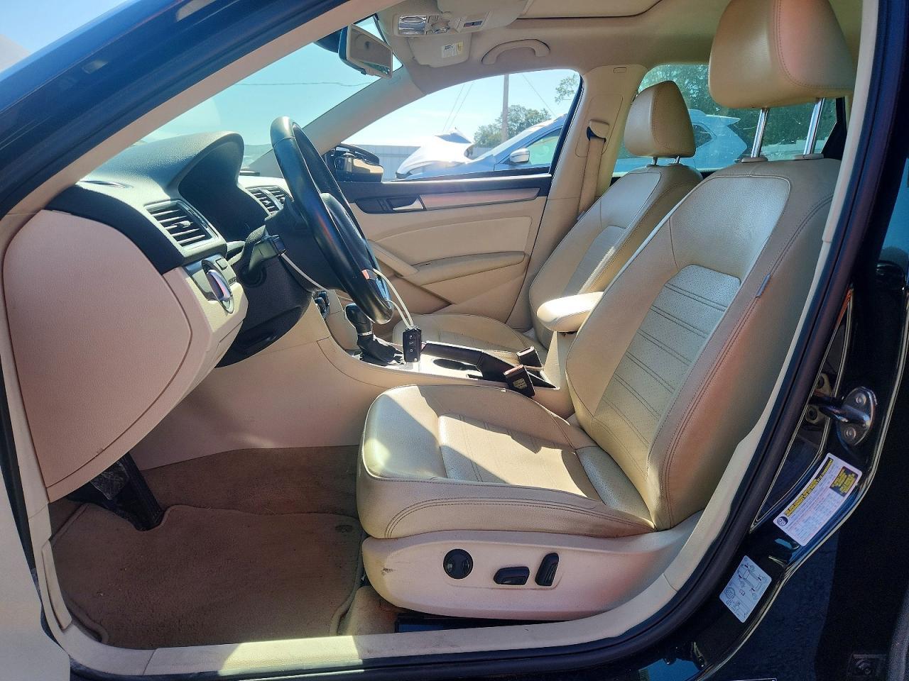 2014 VOLKSWAGEN PASSAT SE — Фото 7 из 12