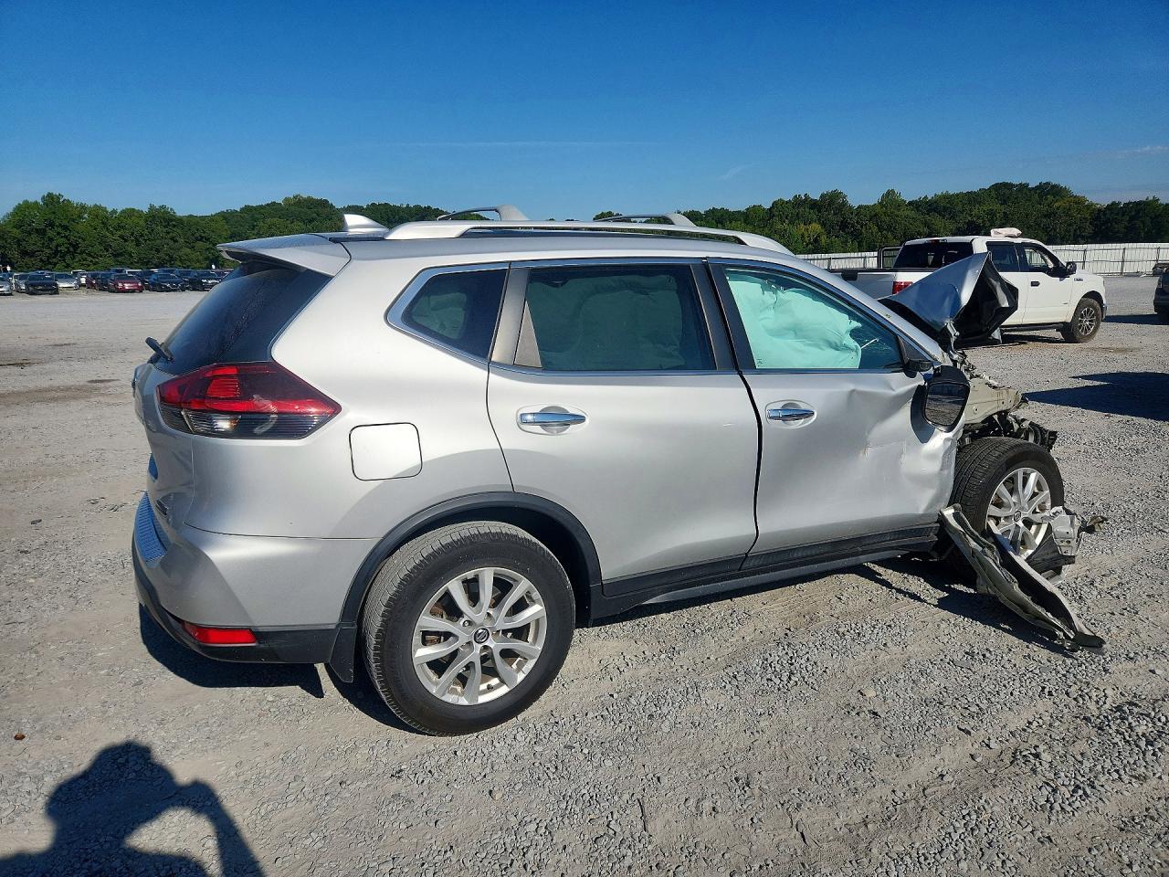 2019 NISSAN ROGUE S — Фото 3 из 13