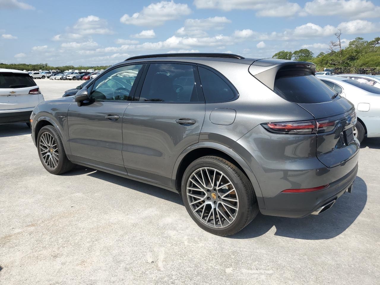 WP1AE2AY9LDA22287 2020 PORSCHE CAYENNE photo no. 2