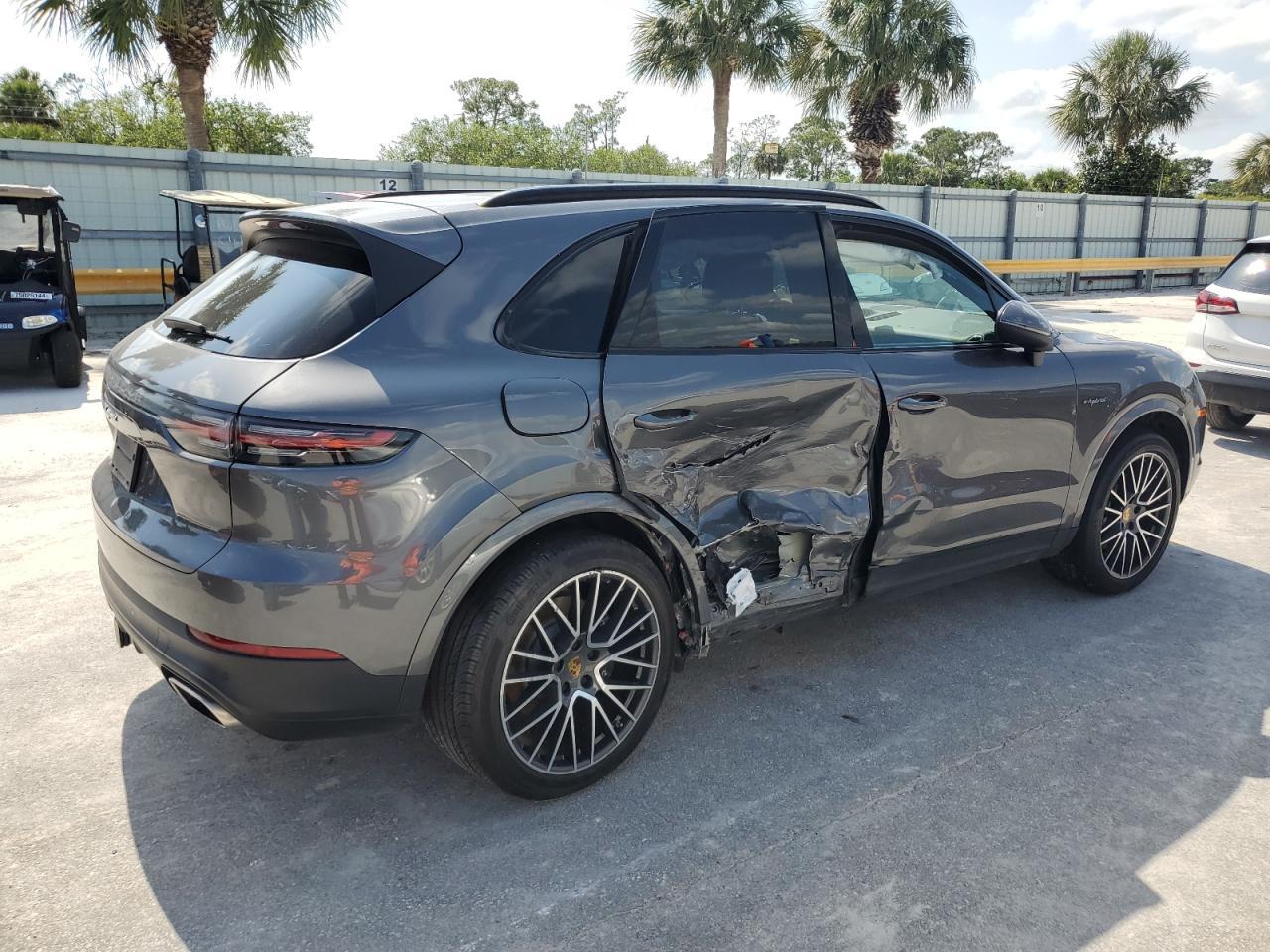 WP1AE2AY9LDA22287 2020 PORSCHE CAYENNE photo no. 3