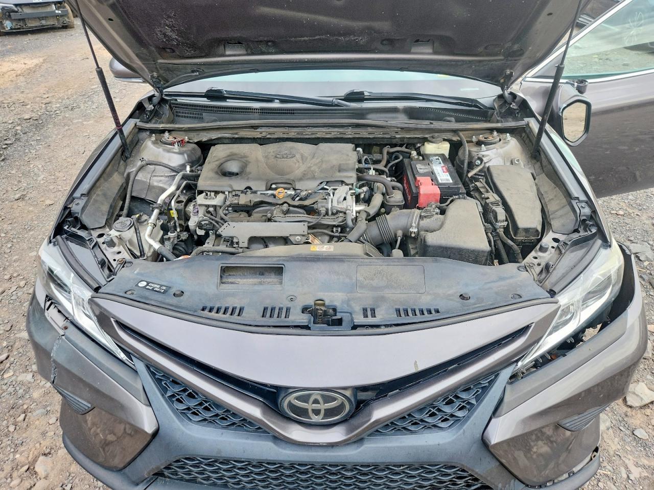 2018 TOYOTA CAMRY SE — Фото 11 из 12