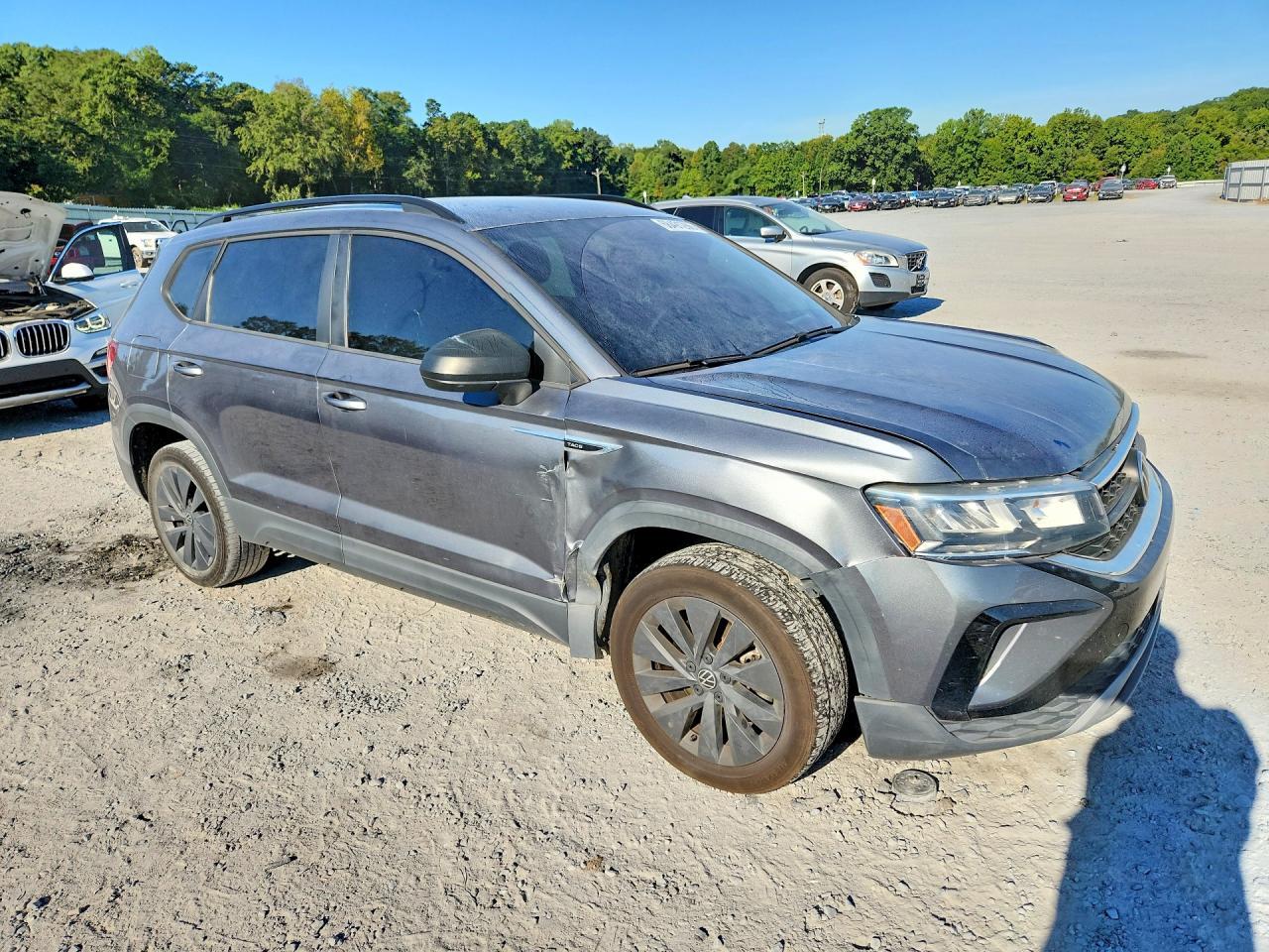 2022 VOLKSWAGEN TAOS S — Фото 4 из 12