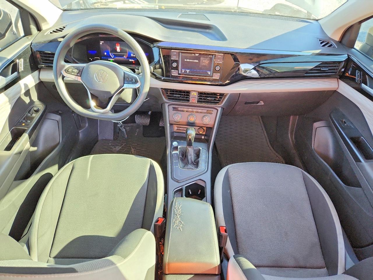 2022 VOLKSWAGEN TAOS S — Фото 8 из 12