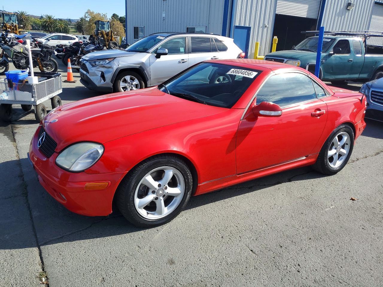 2004 MERCEDES-BENZ SLK WDBKK65F44F306820