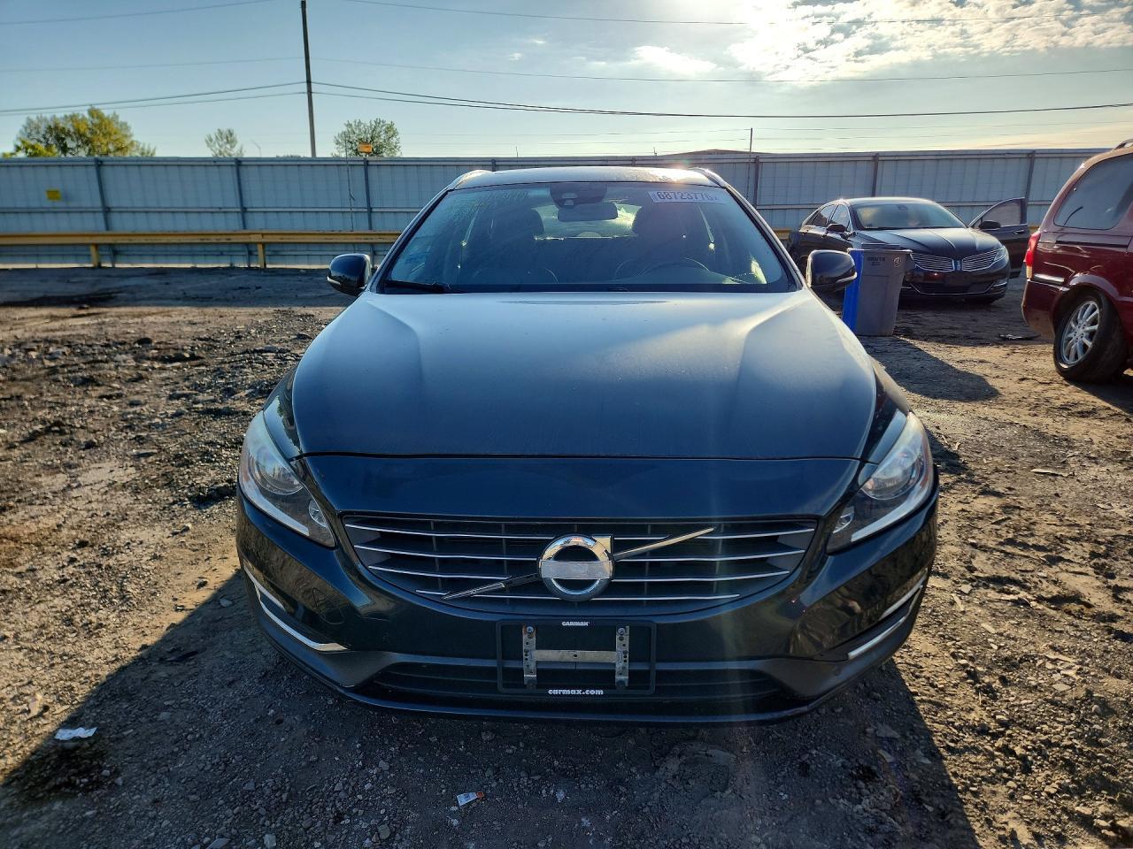 2015 VOLVO V60 PLATINUM — Фото 5 из 13