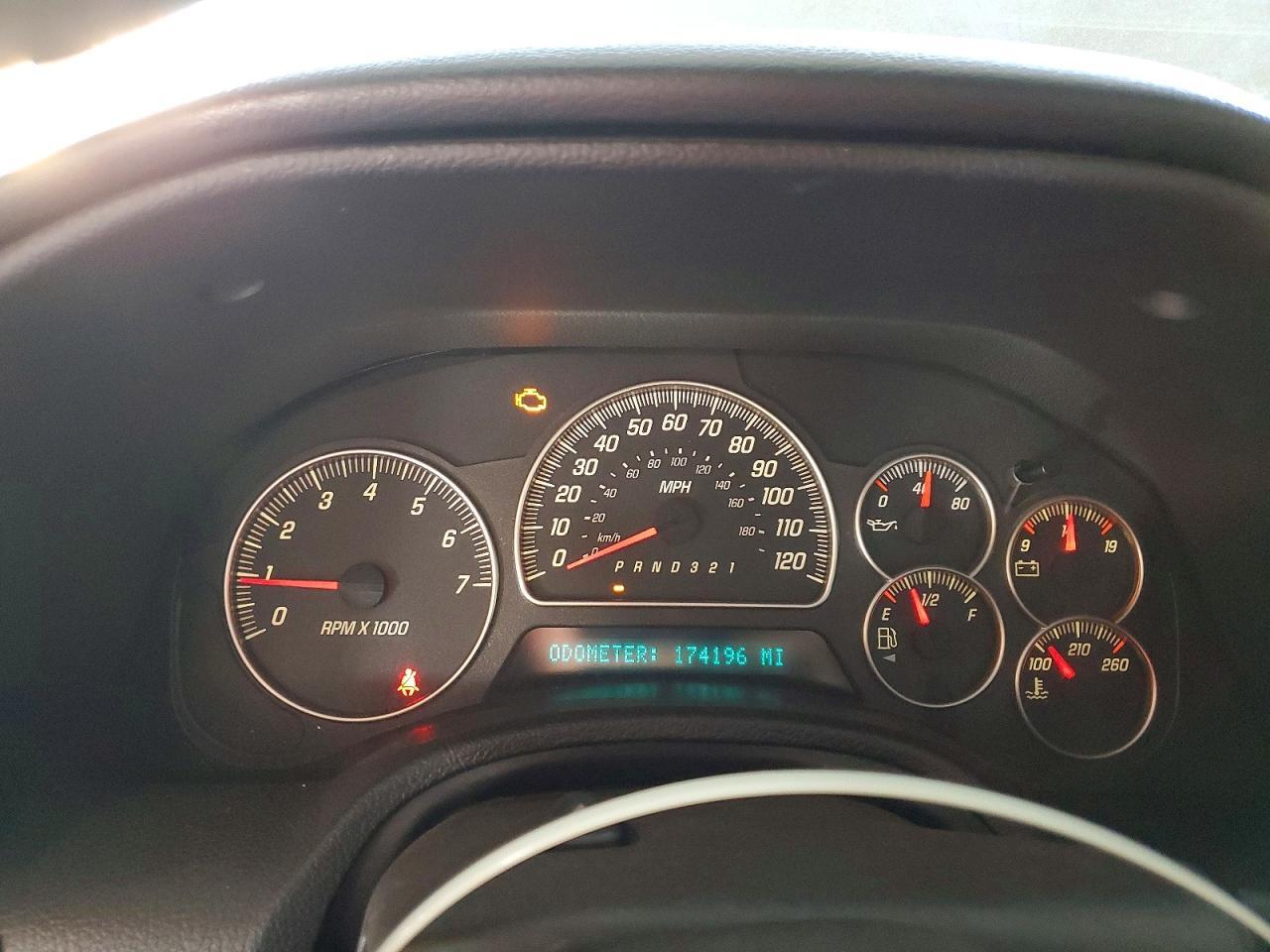 1GKDT13S372111785 2007 GMC ENVOY photo no. 9