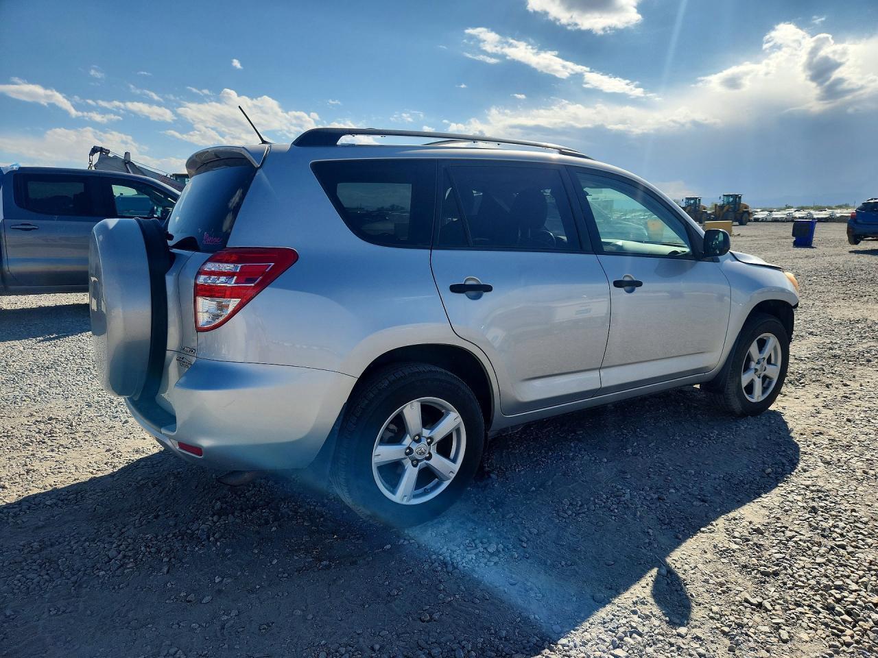JTMBF4DV4A5033849 2010 TOYOTA RAV4 photo no. 3