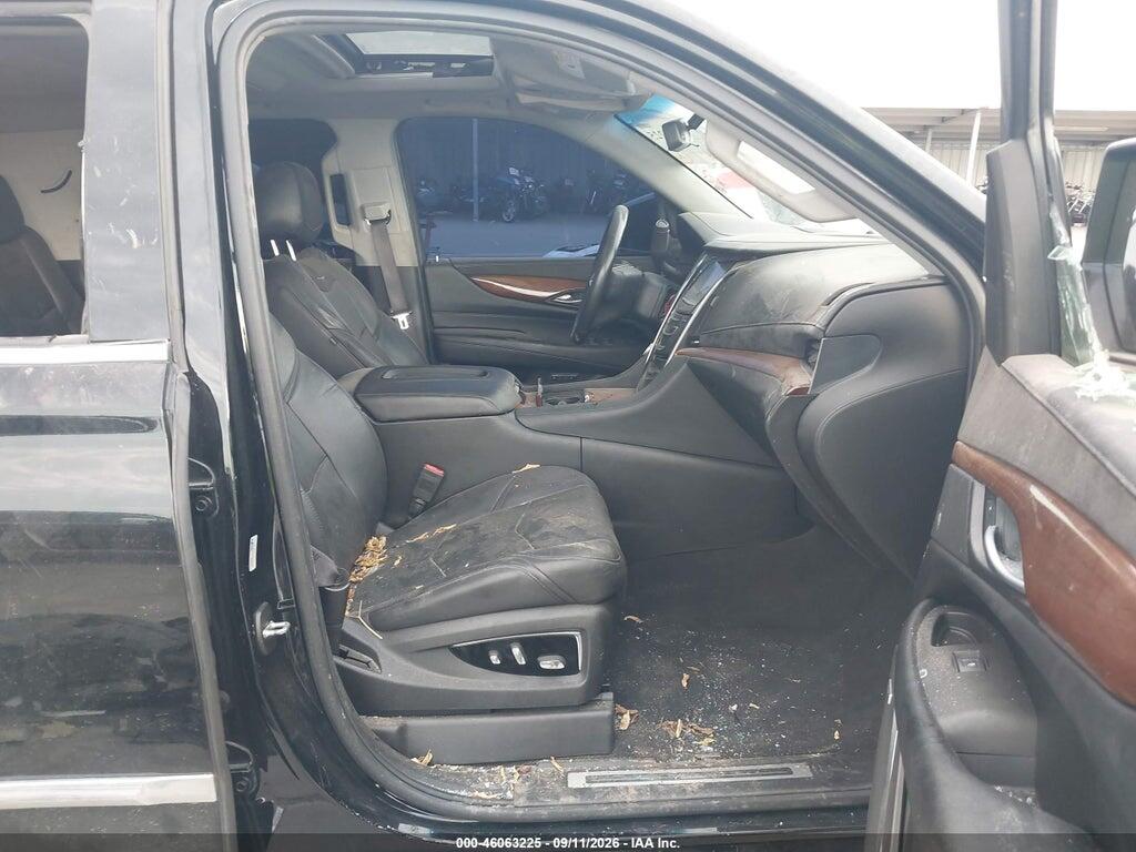 1GYS4CKJ7HR210049 2017 CADILLAC ESCALADE photo no. 5