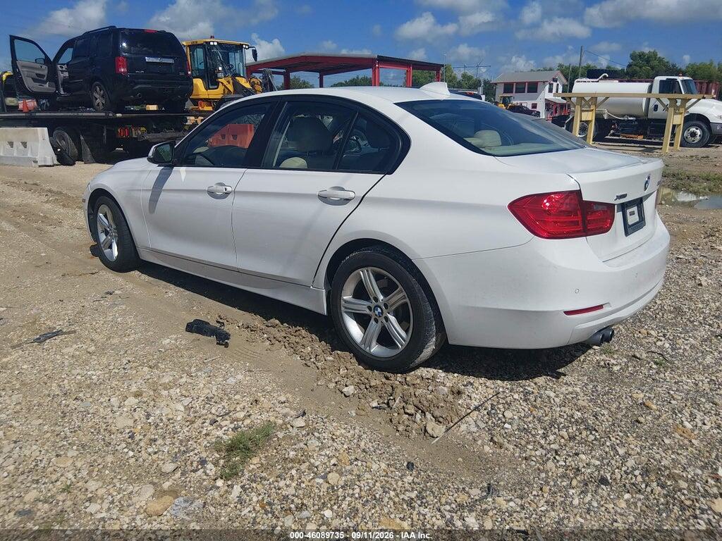 WBA3B3C54DJ975906 2013 BMW 328I photo no. 3