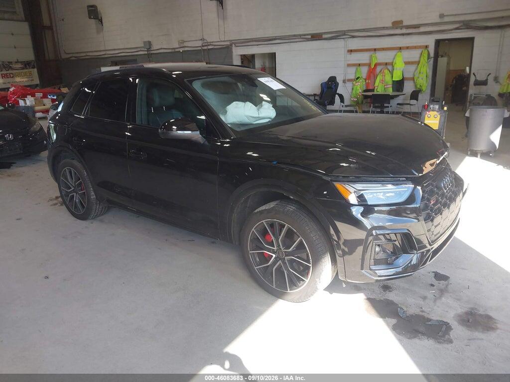 2025 AUDI SQ5 WA1B4AFY0S2032240