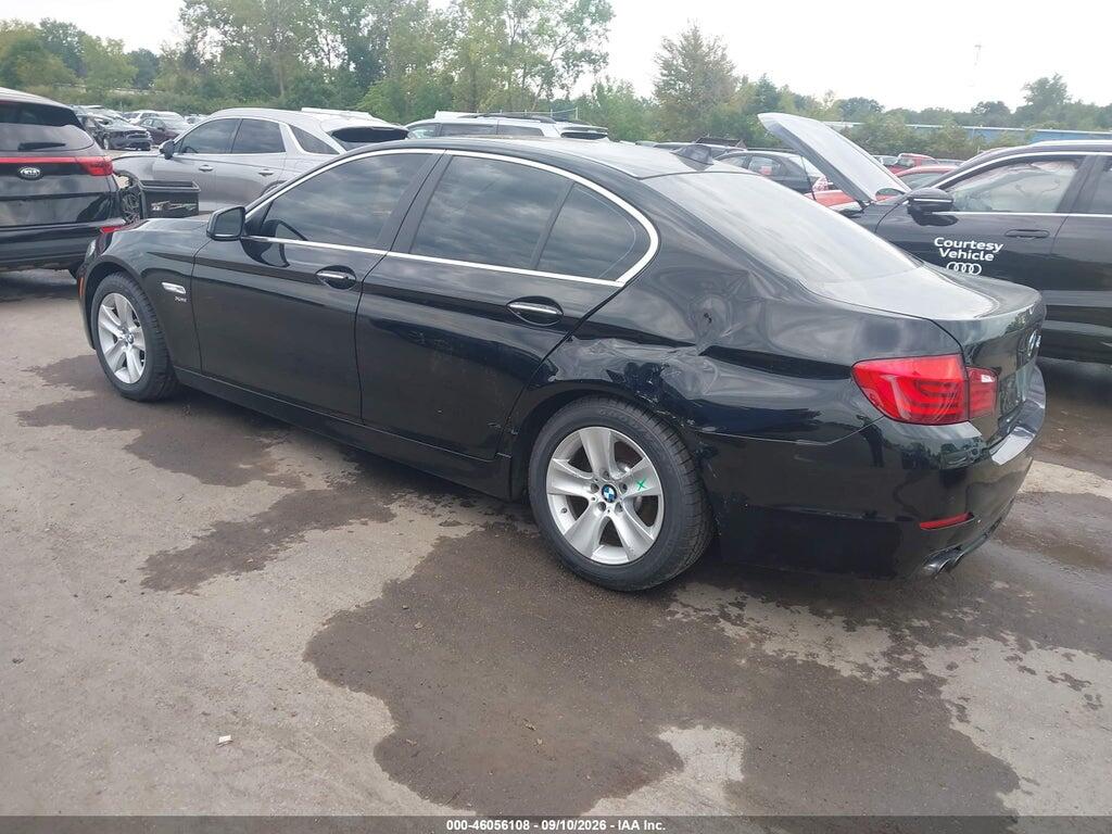 WBAXH5C57CDW07566 2012 BMW 528I photo no. 3