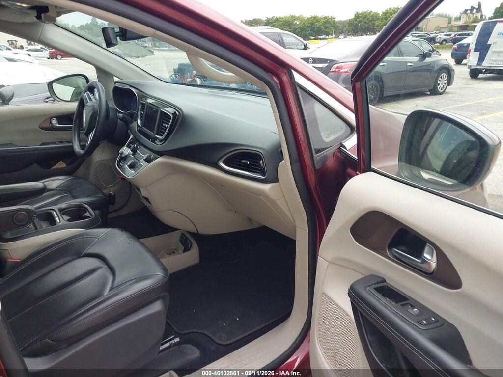 2C4RC1DG4LR262335 2020 CHRYSLER VOYAGER photo no. 5