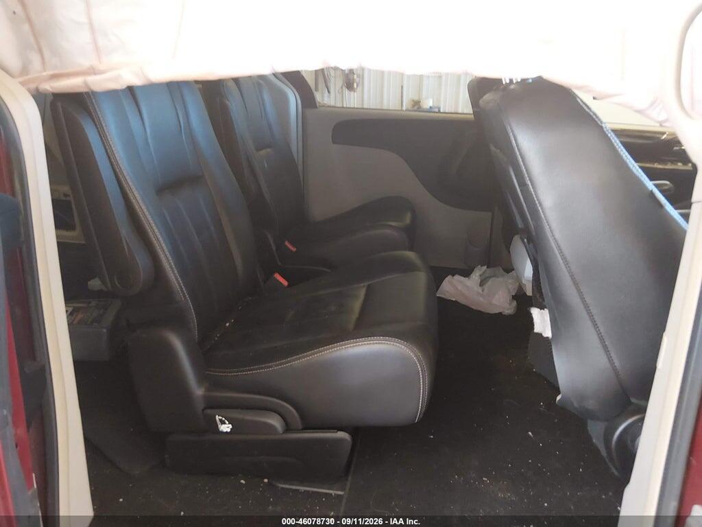2C4RC1BG8GR292110 2016 CHRYSLER TOWN & COUNTRY photo no. 8