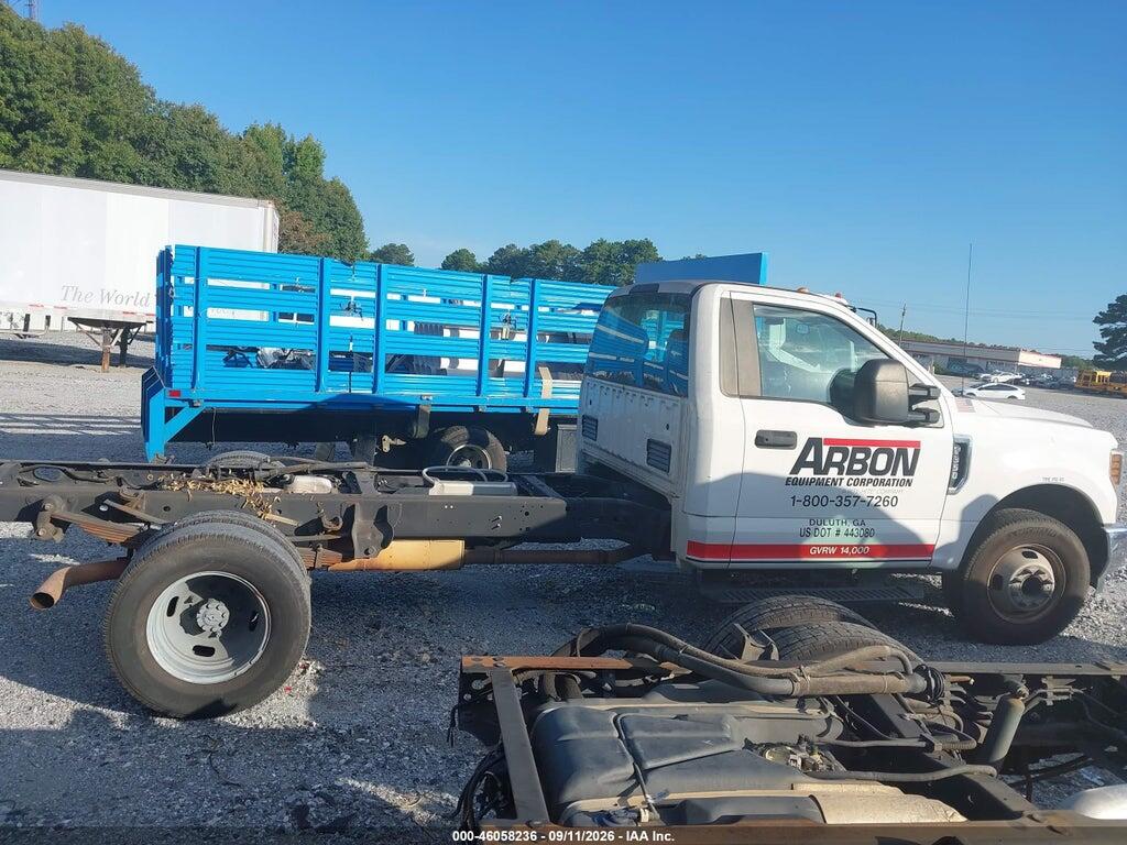 1FDRF3G60KEC38692 2019 FORD F-350 CHASSIS photo no. 12
