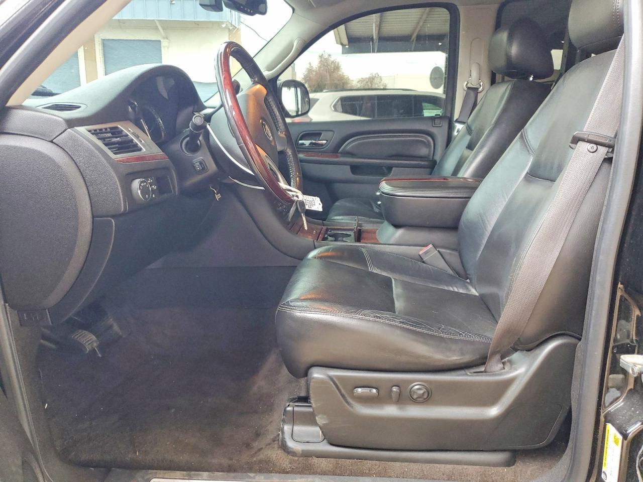 1GYUCCEF9AR163454 2010 CADILLAC ESCALADE photo no. 7