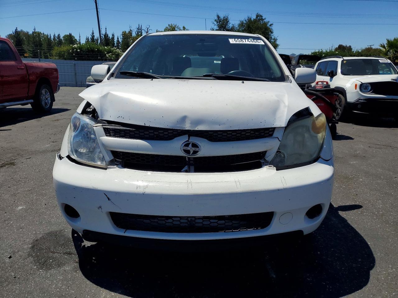 JTKKT624240076708 2004 SCION XA photo no. 5