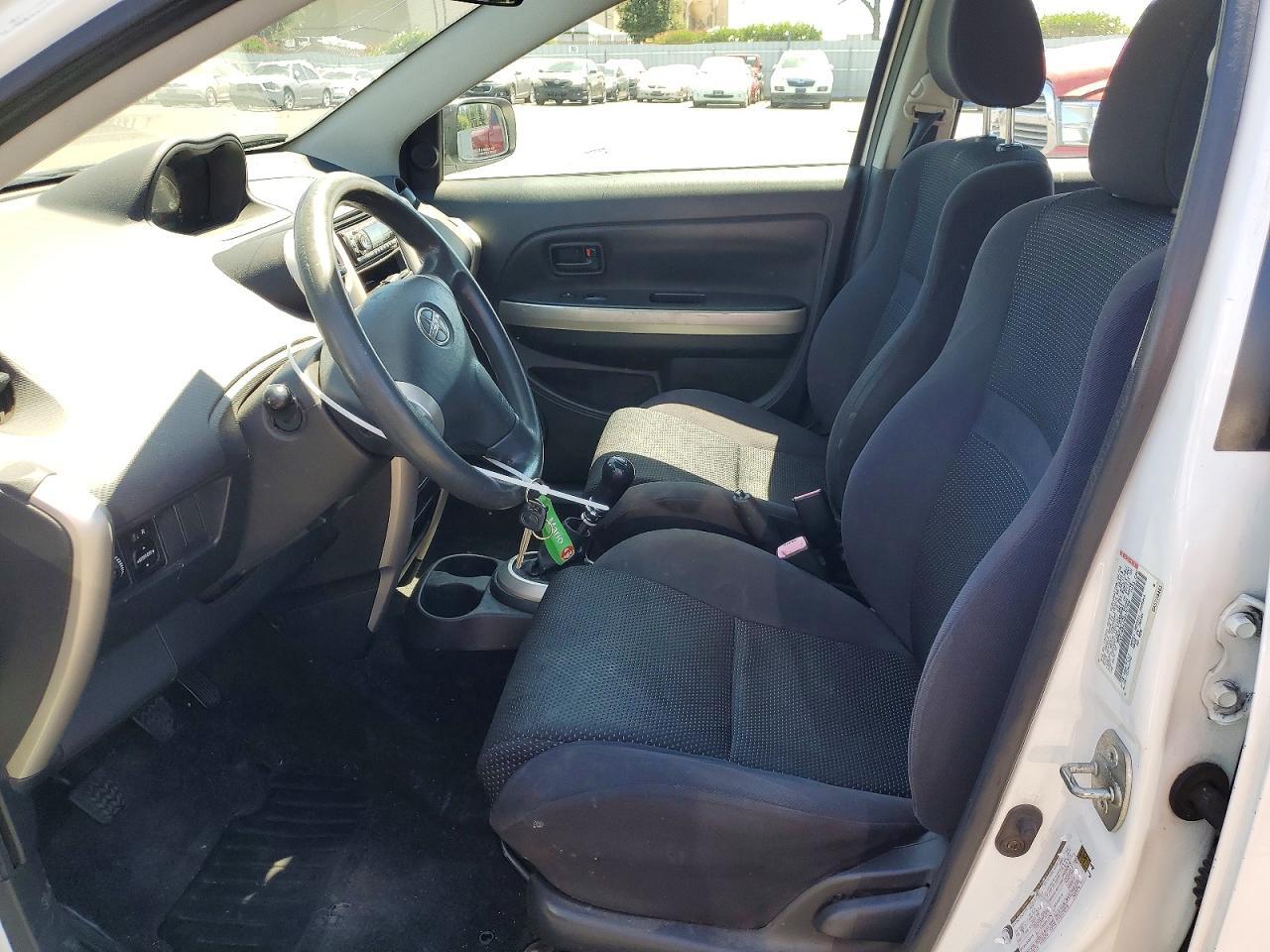 JTKKT624240076708 2004 SCION XA photo no. 7