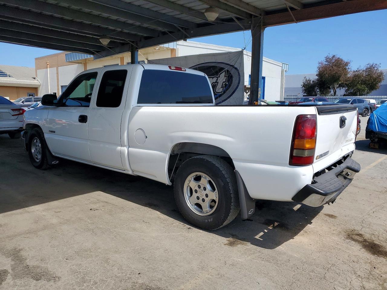 2GCEC19T911116562 2001 CHEVROLET SILVERADO photo no. 2