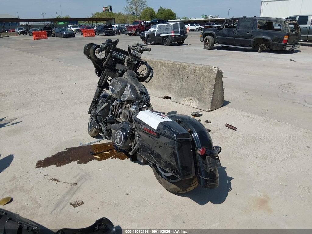 1HD1KRC18HB621007 2017 HARLEY-DAVIDSON FLHXS photo no. 3
