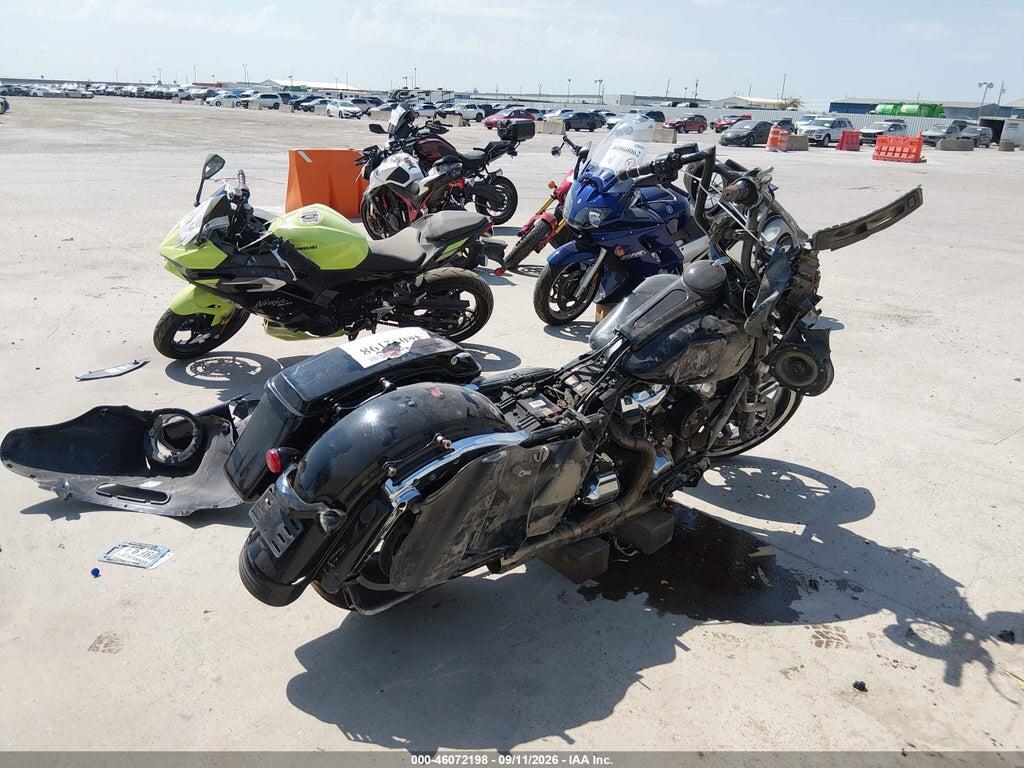 1HD1KRC18HB621007 2017 HARLEY-DAVIDSON FLHXS photo no. 4