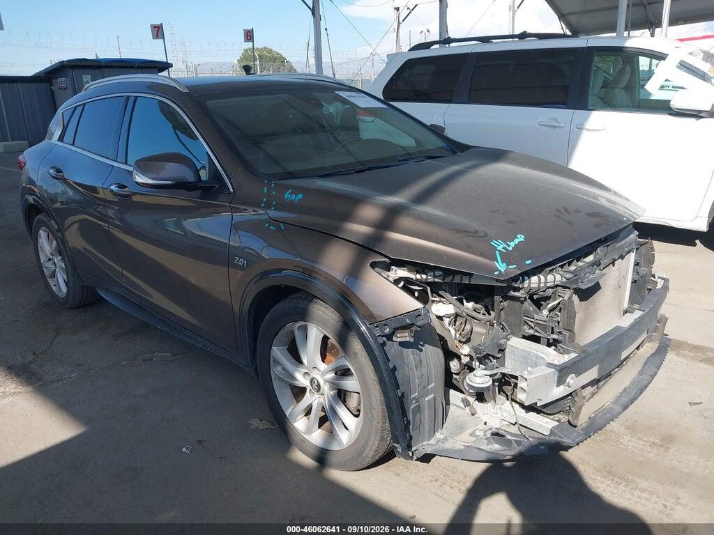 2018 INFINITI QX30 SJKCH5CP2JA045316
