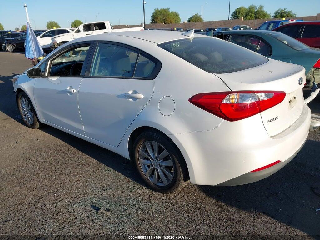 KNAFX4A67G5555022 2016 KIA FORTE photo no. 3