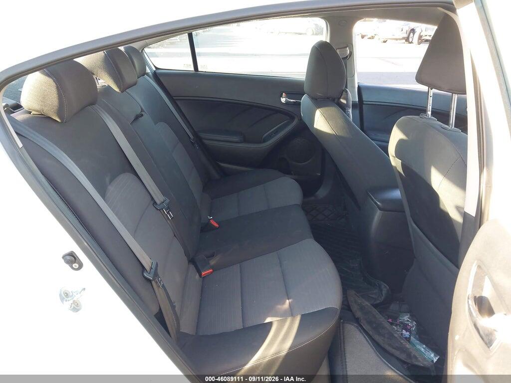 KNAFX4A67G5555022 2016 KIA FORTE photo no. 8
