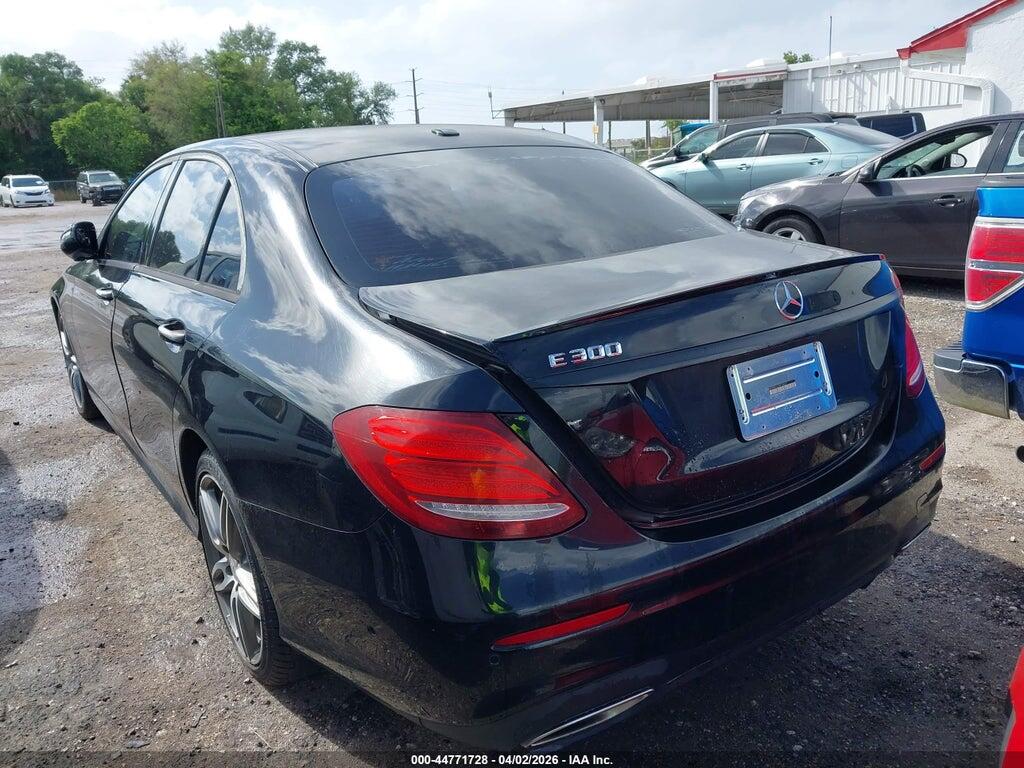 WDDZF4JB4HA147334 2017 MERCEDES-BENZ E 300 photo no. 3