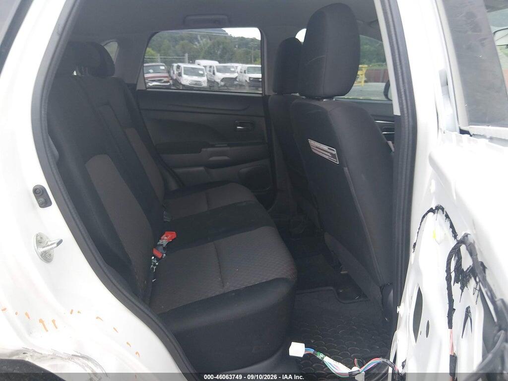 JA4AR3AU6HZ067877 2017 MITSUBISHI OUTLANDER SPORT photo no. 8