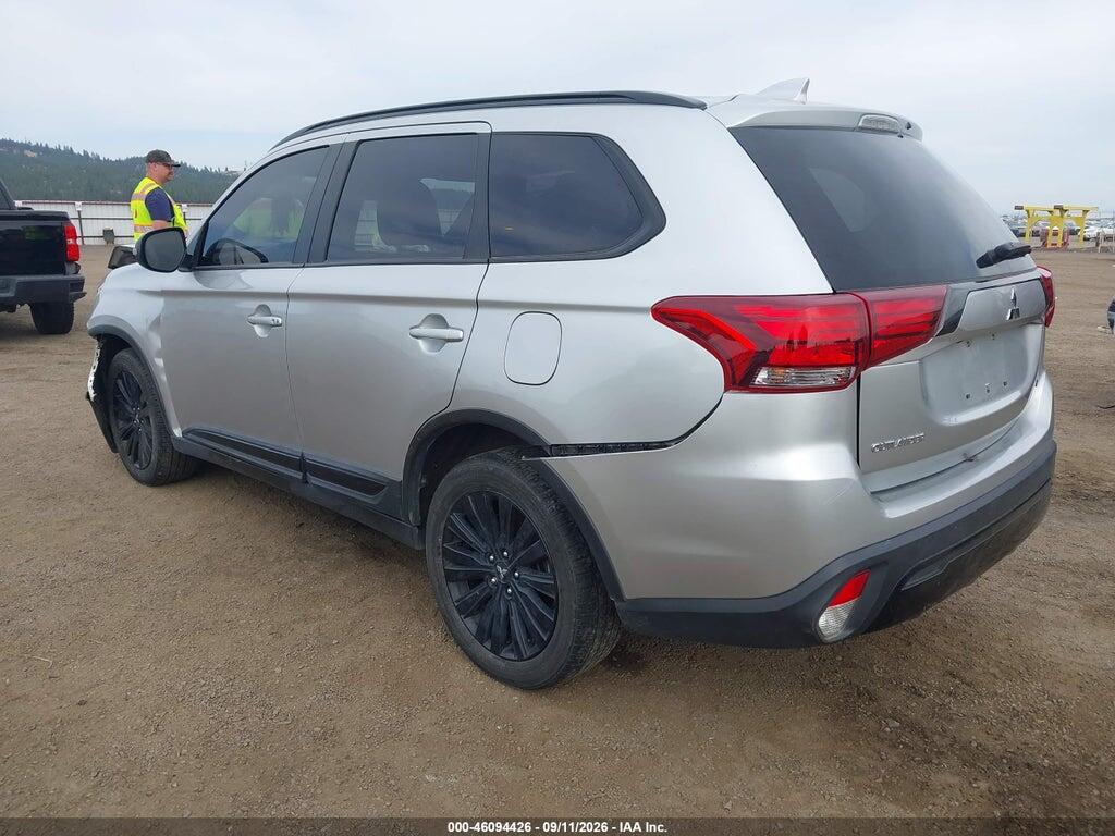JA4AZ3A3XLZ047938 2020 MITSUBISHI OUTLANDER photo no. 3