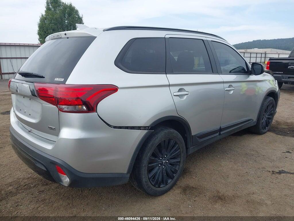 JA4AZ3A3XLZ047938 2020 MITSUBISHI OUTLANDER photo no. 4