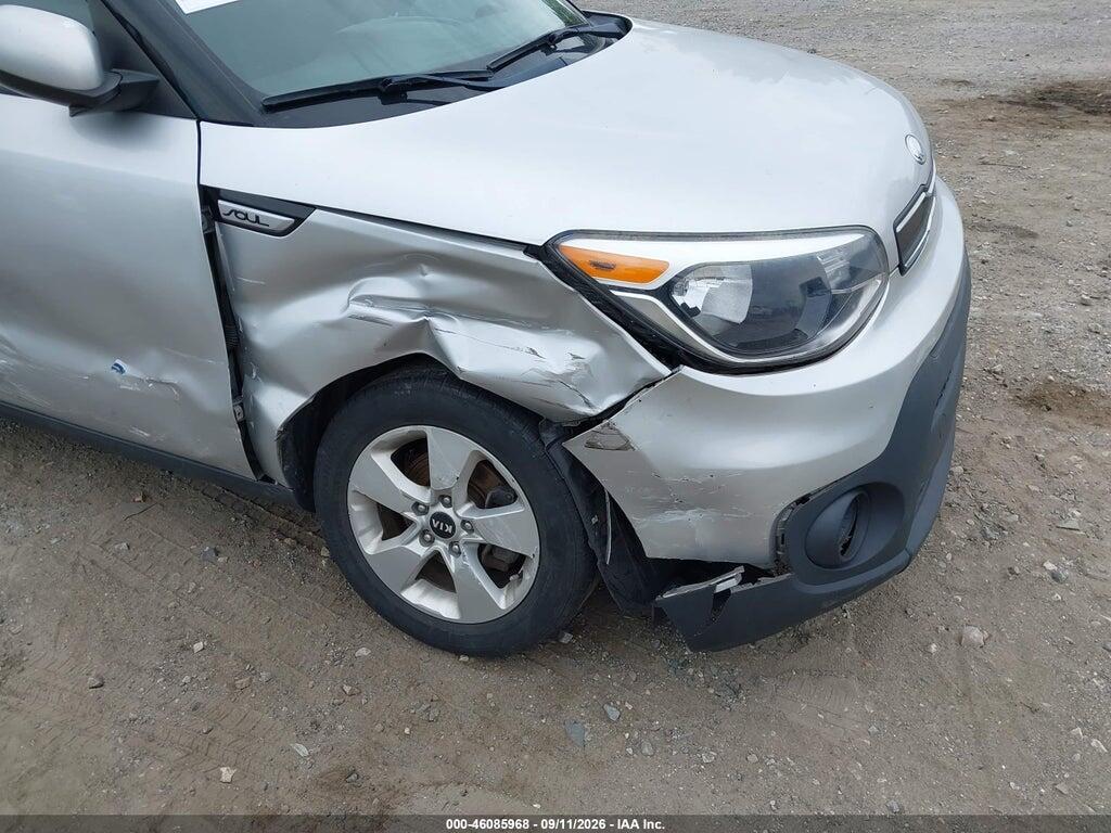 KNDJN2A28J7613686 2018 KIA SOUL photo no. 12