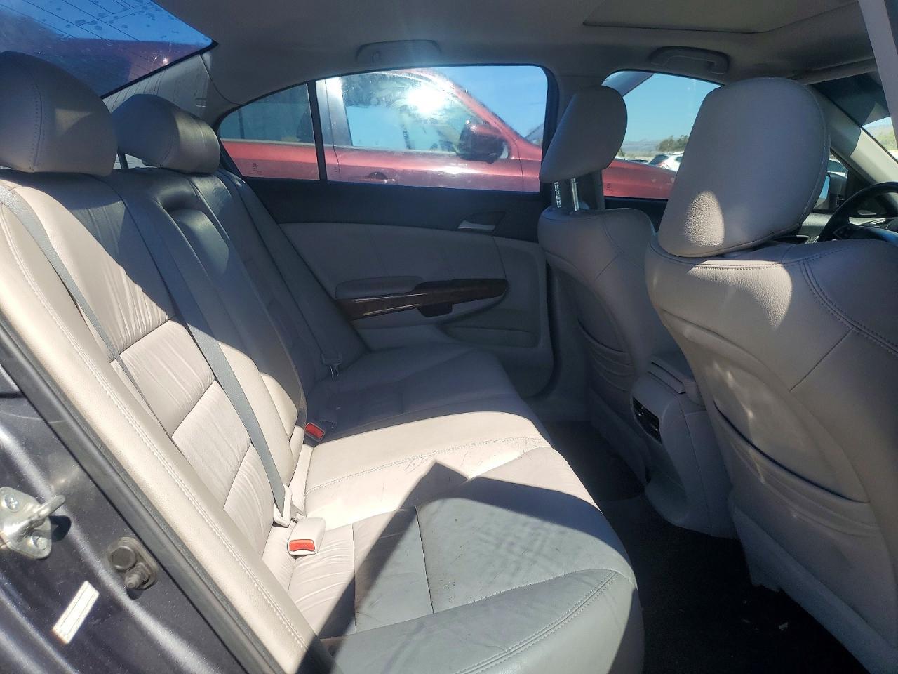 1HGCP3F83CA019049 2012 HONDA ACCORD photo no. 10