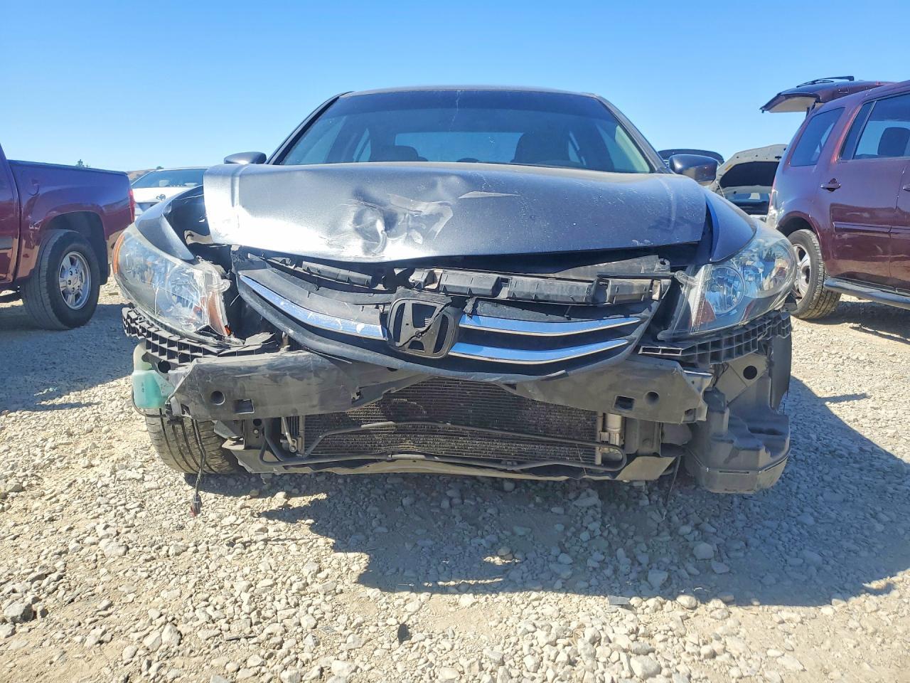 1HGCP3F83CA019049 2012 HONDA ACCORD photo no. 5