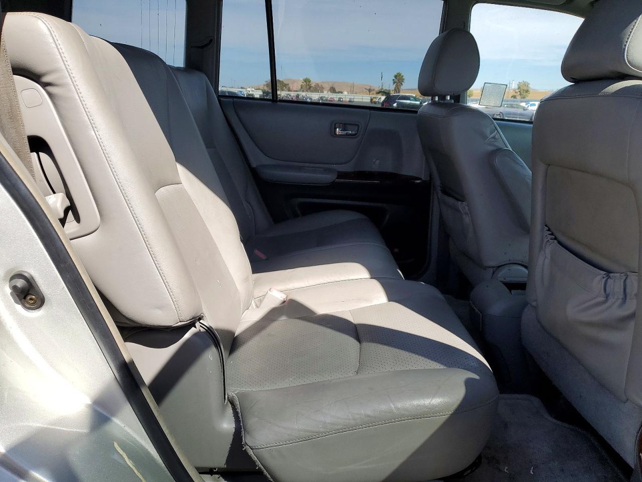 JTEEP21A040007102 2004 TOYOTA HIGHLANDER photo no. 11