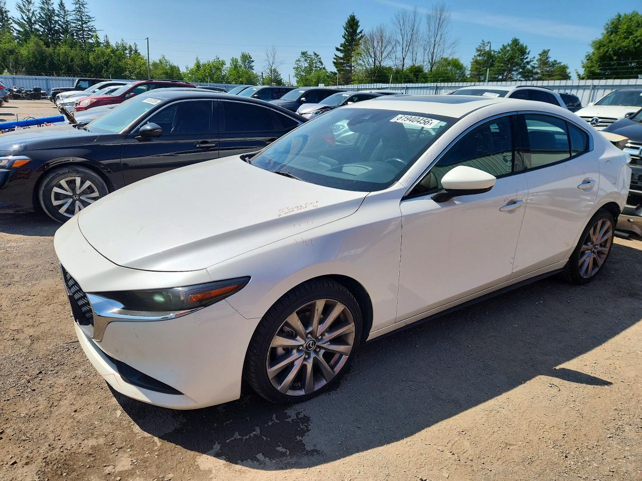 2019 MAZDA 3 JM1BPBDM9K1147475