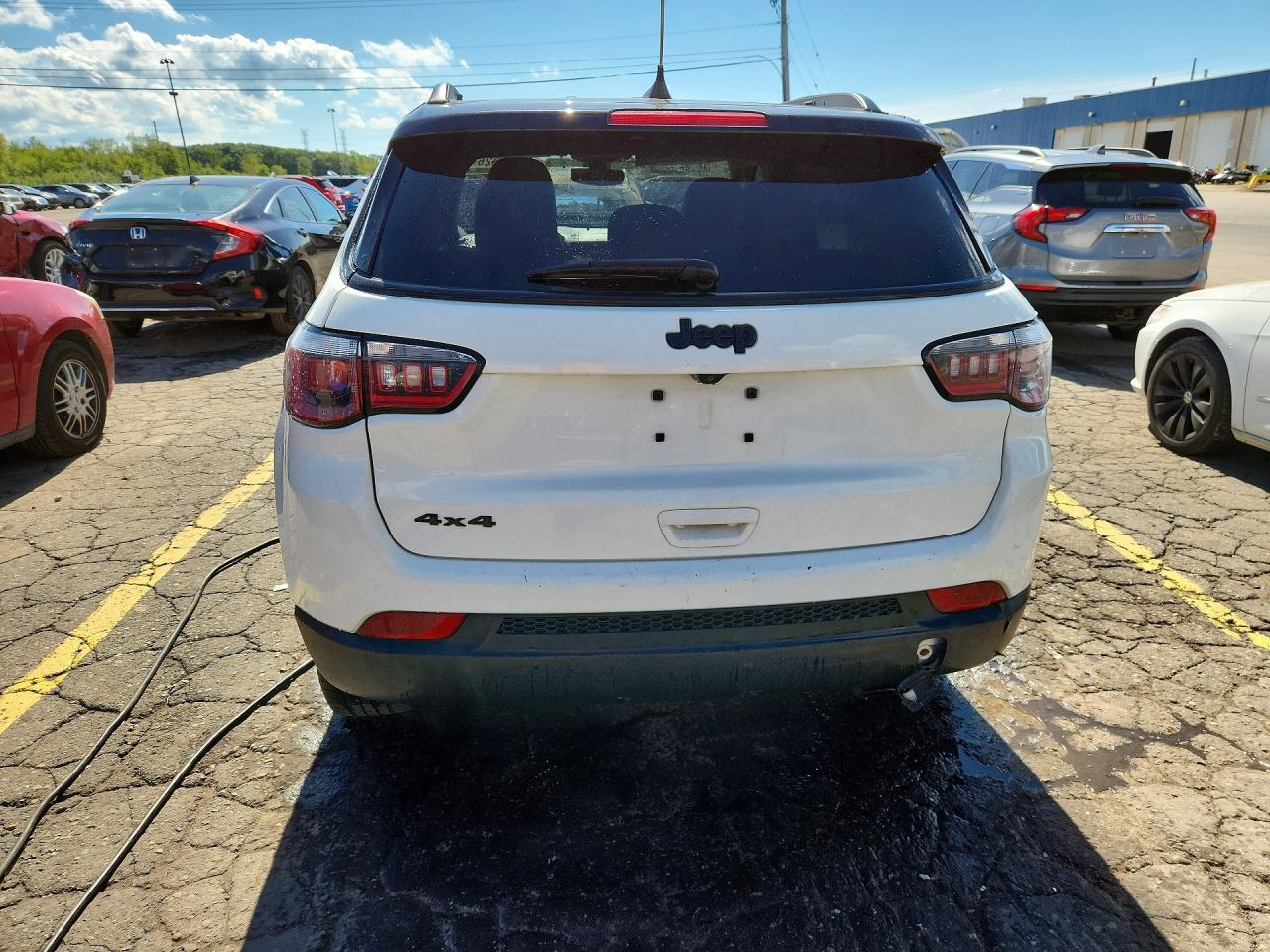 3C4NJDBB8JT453490 2018 JEEP COMPASS photo no. 6