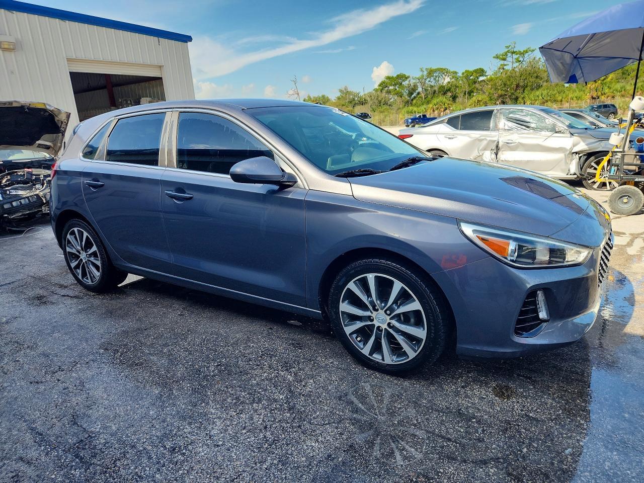 KMHH35LE3JU070452 2018 HYUNDAI ELANTRA GT photo no. 4