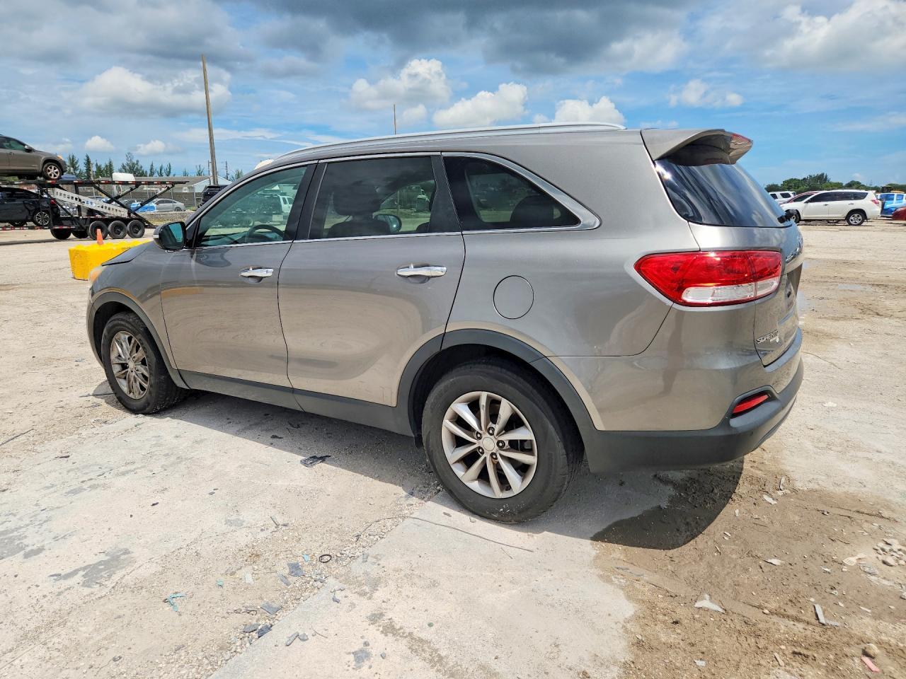 5XYPG4A36GG088521 2016 KIA SORENTO photo no. 2