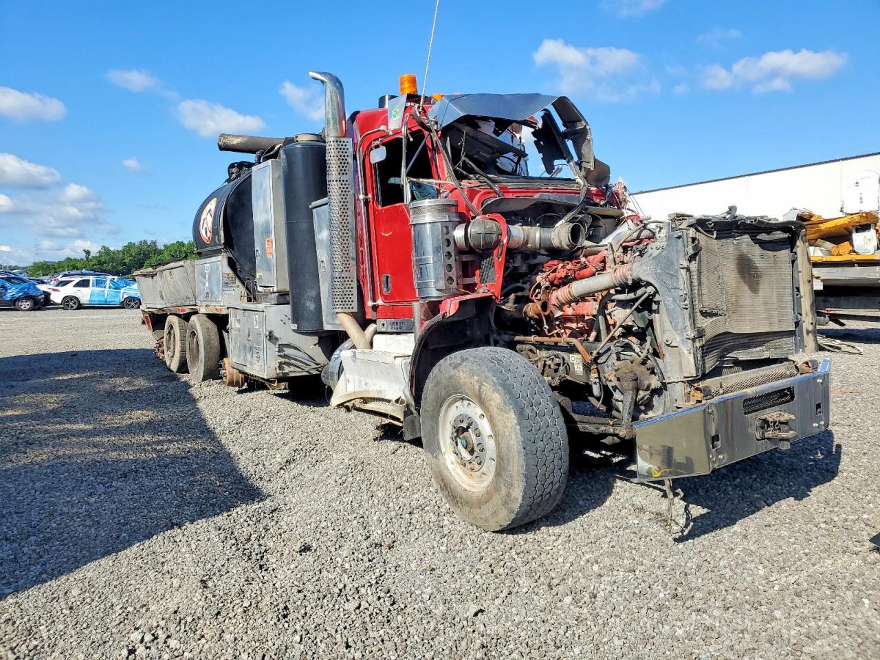 2014 KENWORTH T800 1NKDX4EX5EJ392161