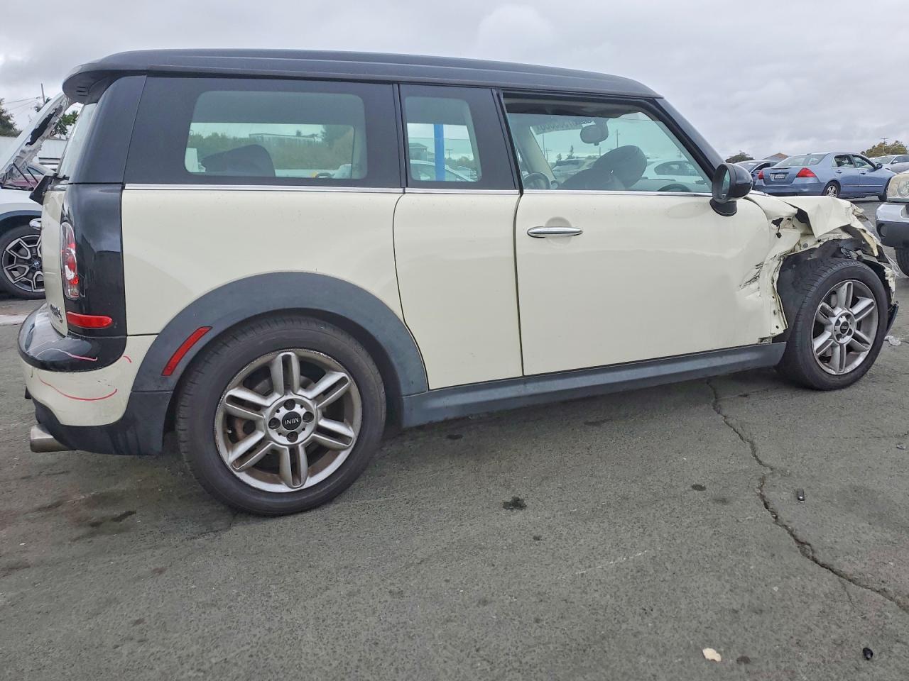 WMWZG3C57DTY39849 2013 MINI COOPER photo no. 3