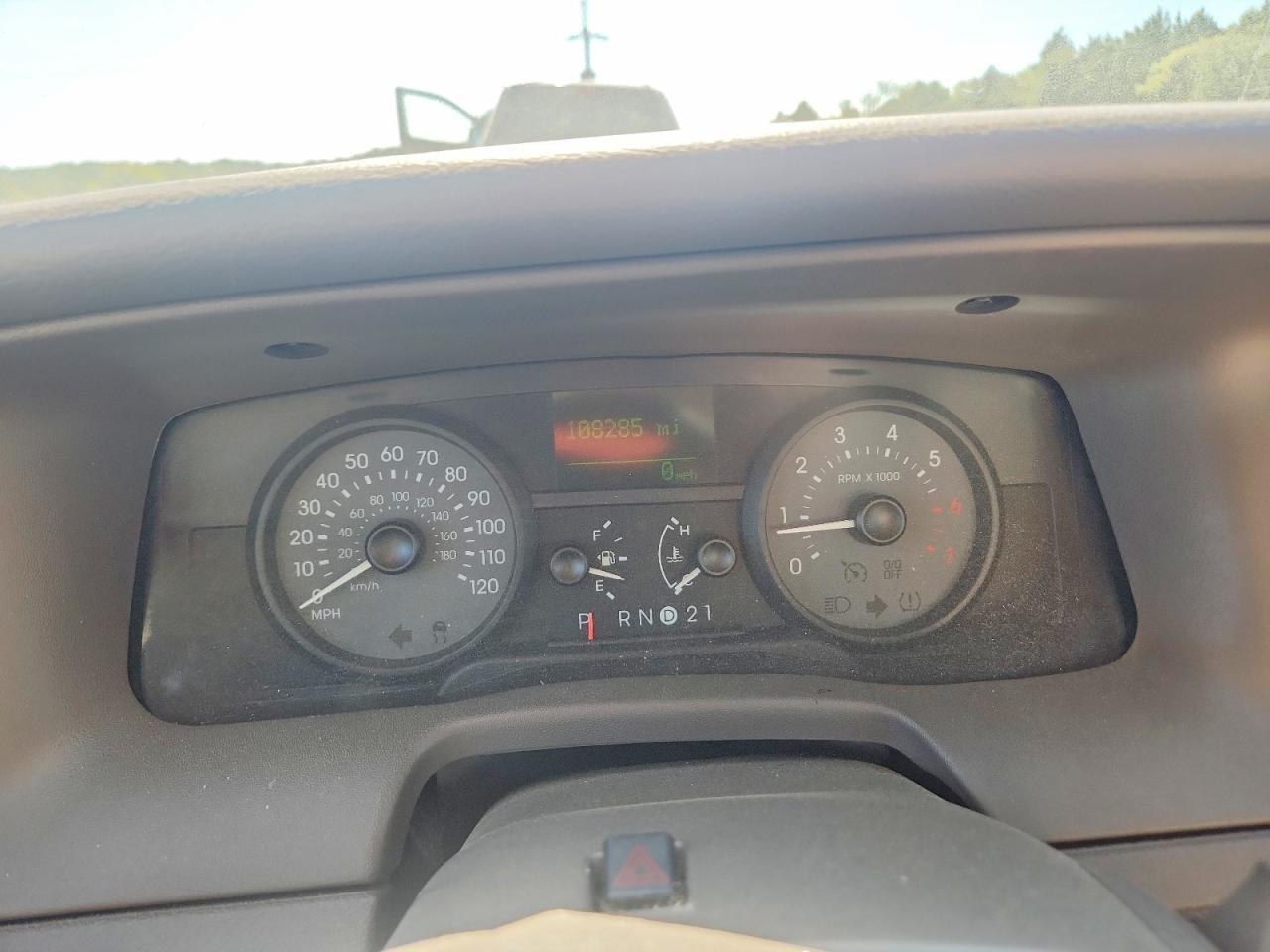 2MEBM7FV9BX610085 2011 MERCURY GRAND MARQUIS photo no. 9